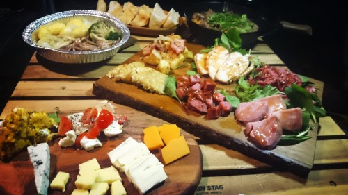 17-03-09-18-43-27-609_deco